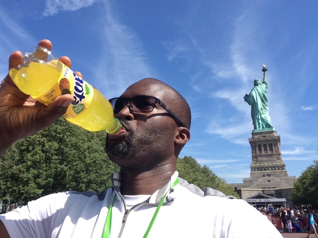 Fanta and Statue